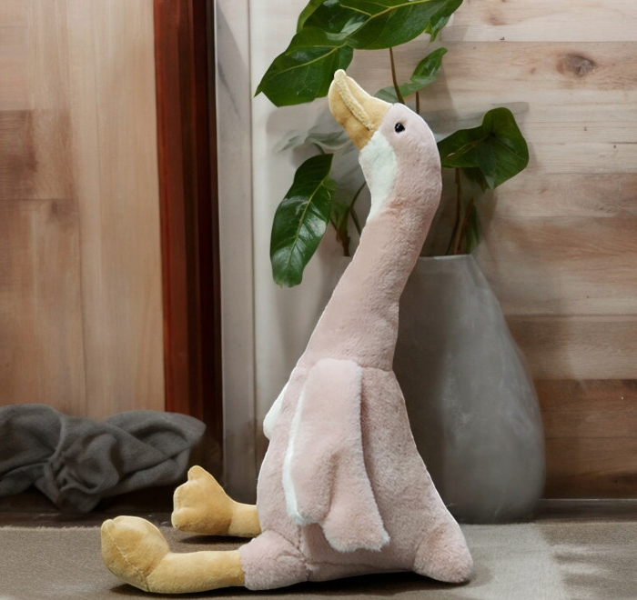 15" Blush Swan